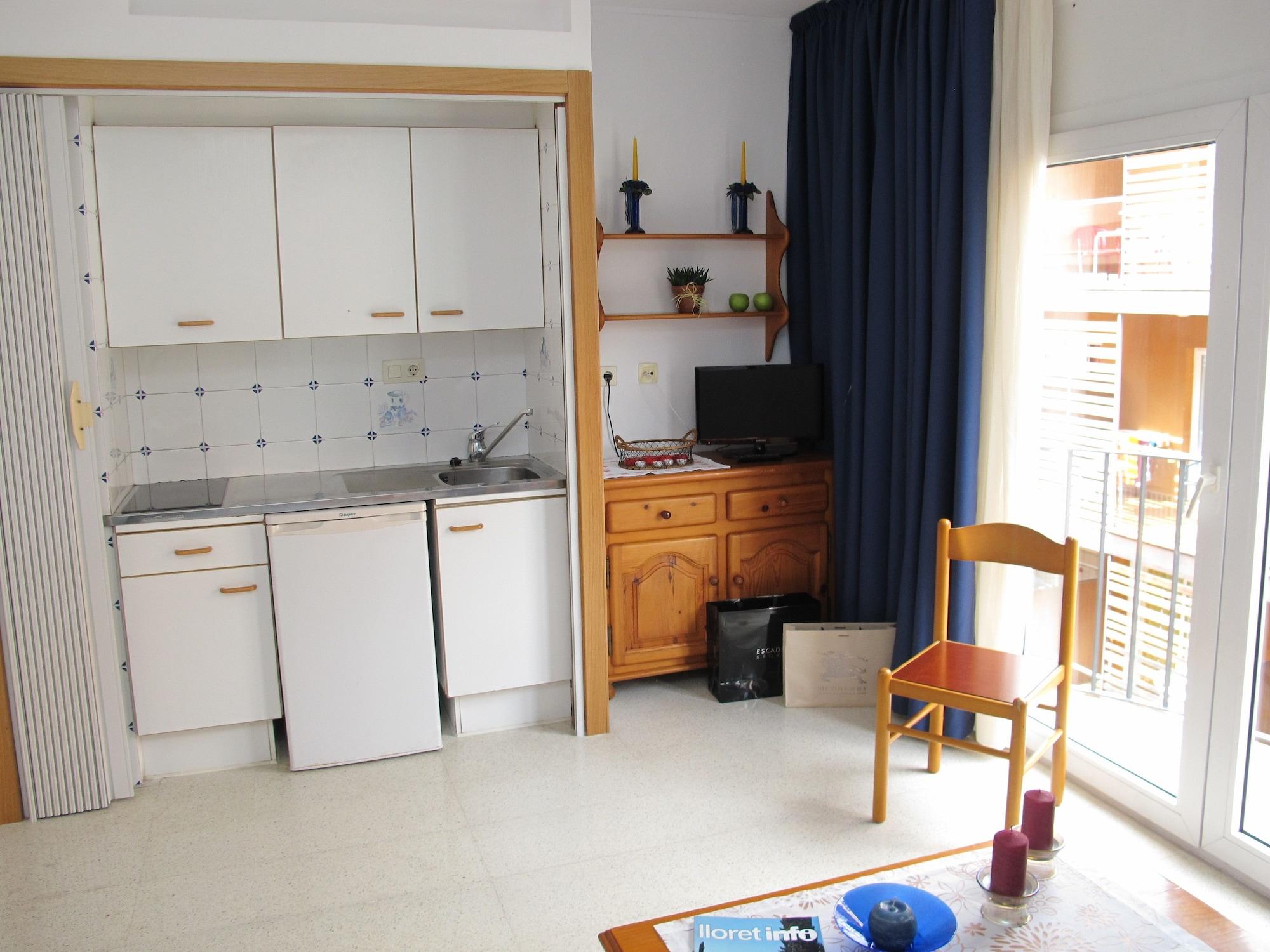 Apartamentos Santi Лорет де Мар Екстериор снимка