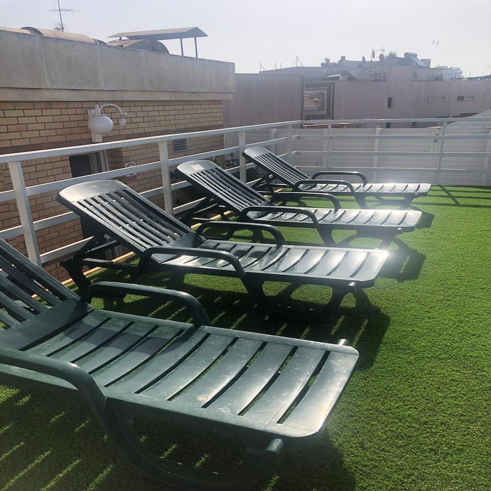 Apartamentos Santi Лорет де Мар Екстериор снимка