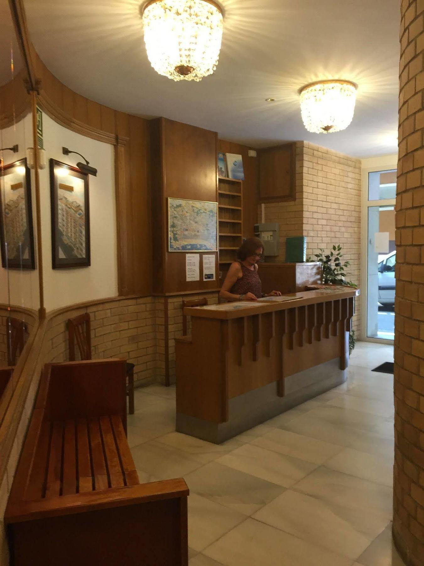 Apartamentos Santi Лорет де Мар Екстериор снимка