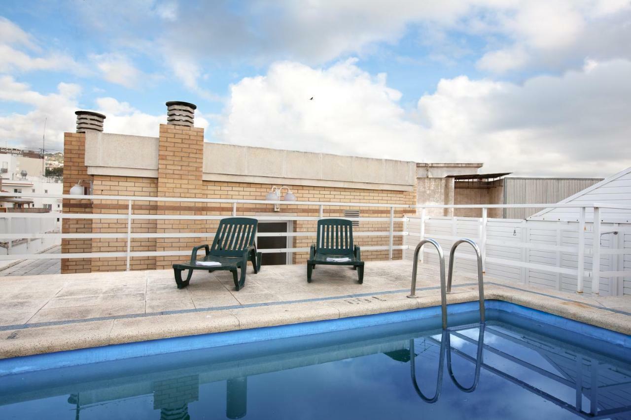 Apartamentos Santi Лорет де Мар Екстериор снимка