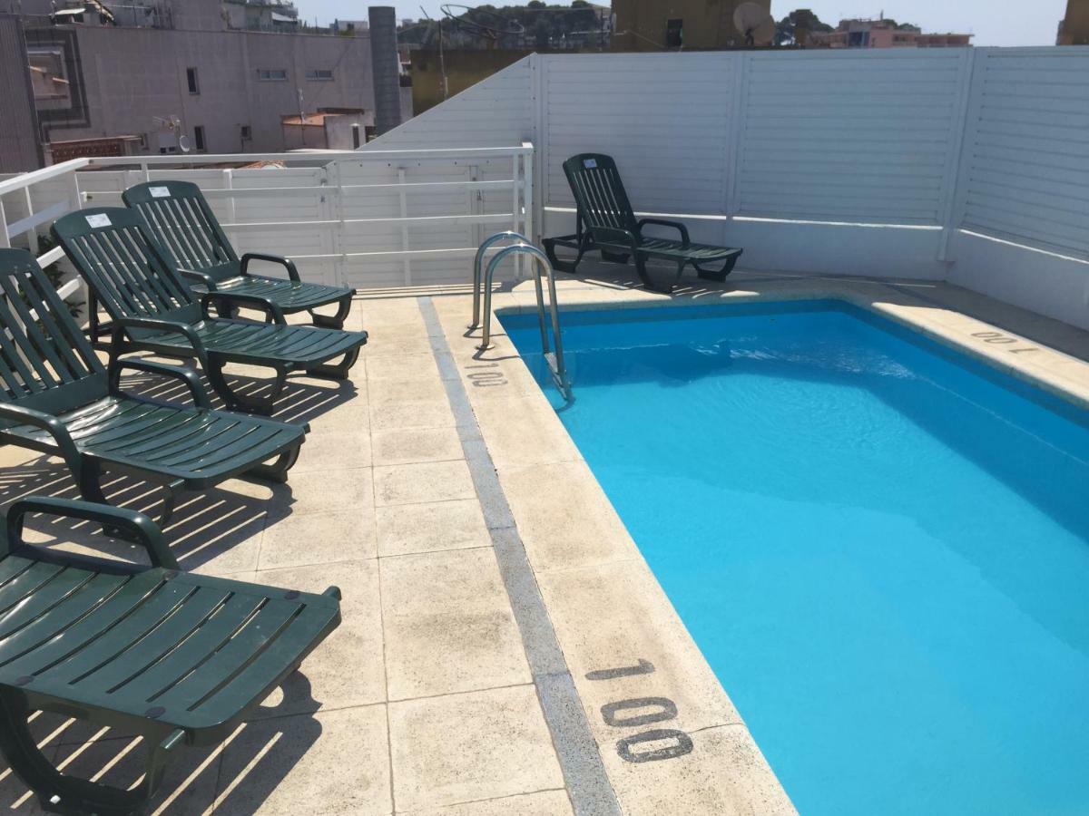 Apartamentos Santi Лорет де Мар Екстериор снимка