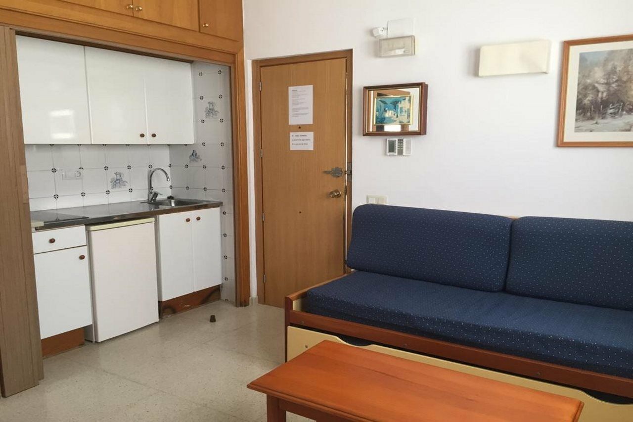 Apartamentos Santi Лорет де Мар Екстериор снимка